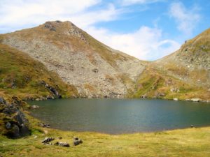 Capra lake and saddle