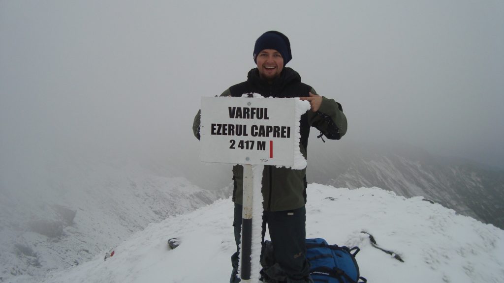 A Iezerul Caprei csúcson télen