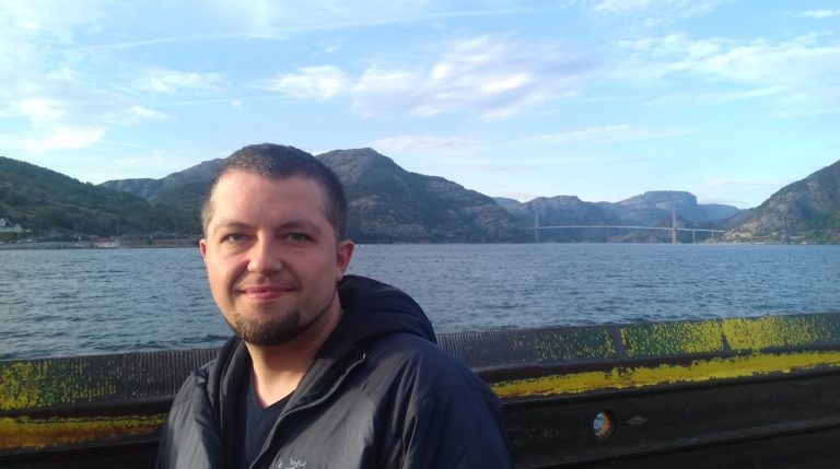 Enjoying the great weather and view on the small ferry between Lauvvik and Oanes